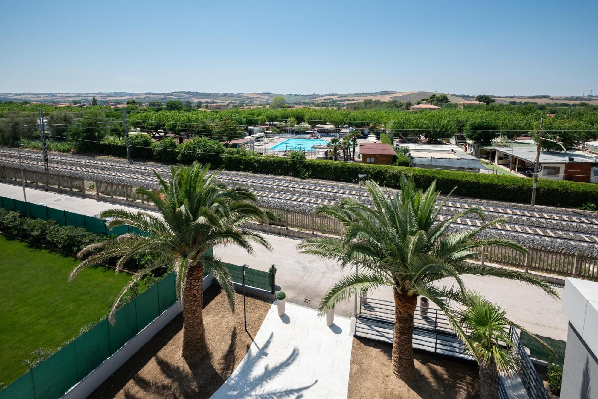 Hotel Playa Suite Fano Quarto foto